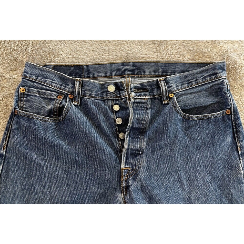 Levi’s 501 Button Fly Made 2017 Medium Wash Denim Men’s Size 36x32